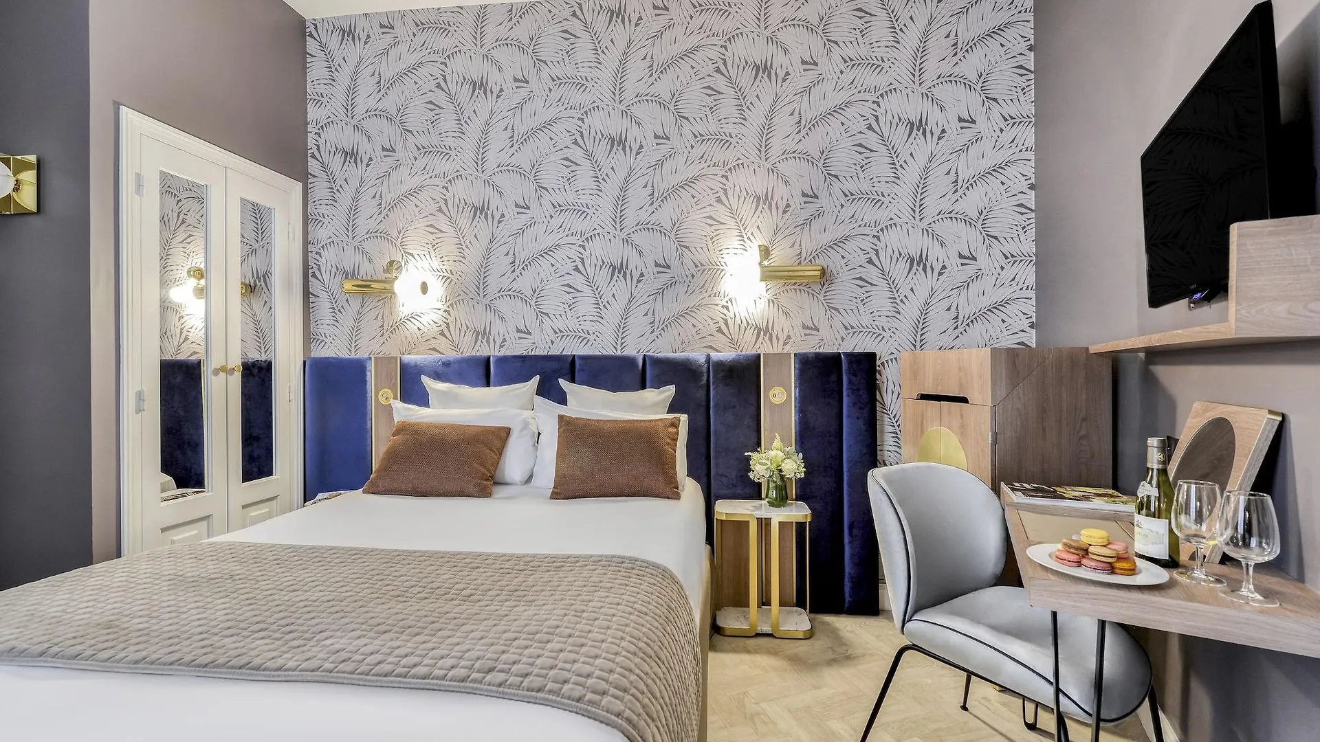 Hotel Opera Opal