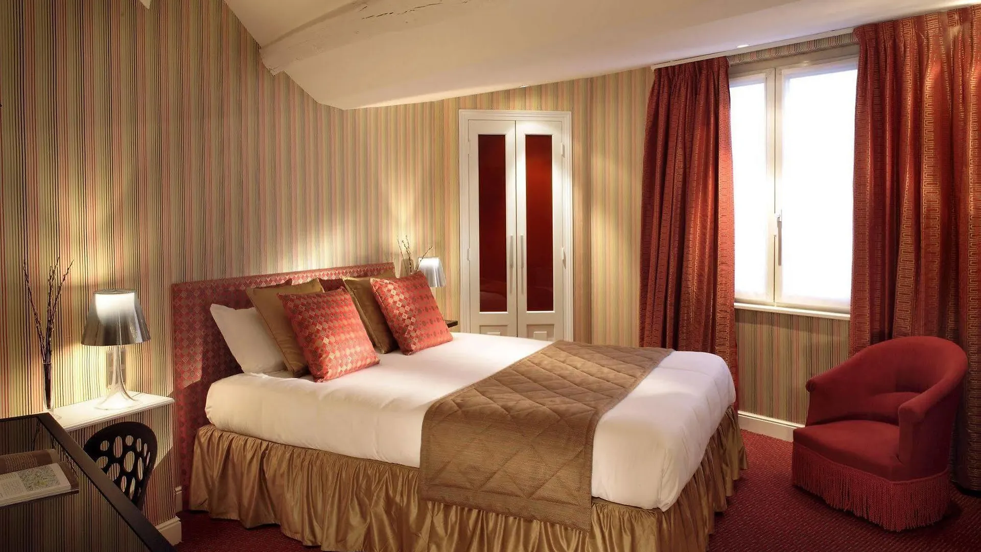 Hotel Opera Opal 4*